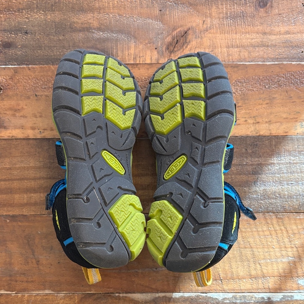 Keen Kids' Black and Blue Sandals with Yellow Accents - Picture 2 of 7
